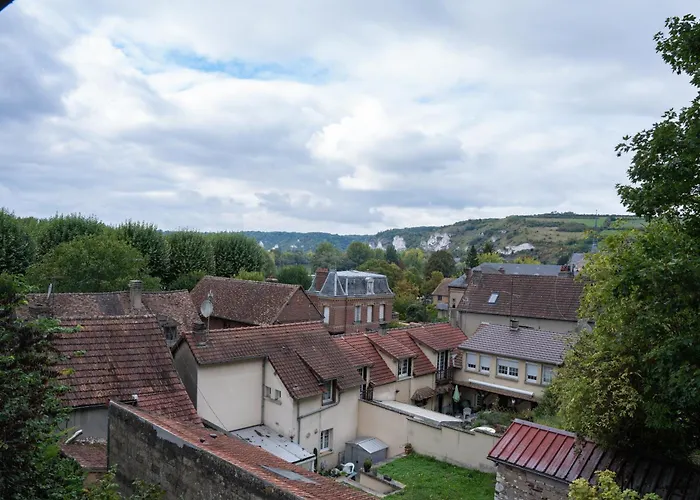 Dom wakacyjny Manoir Du Chateau Gaillard 20 Personnes 10 Chambres, Jardin Prive & Vue Seine Les Andelys