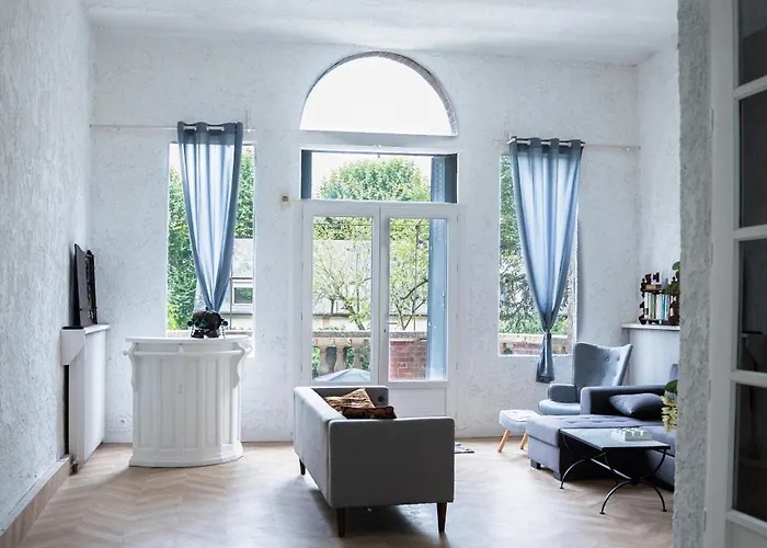 Manoir Du Chateau Gaillard 20 Personnes 10 Chambres, Jardin Prive & Vue Seine Dom wakacyjny *