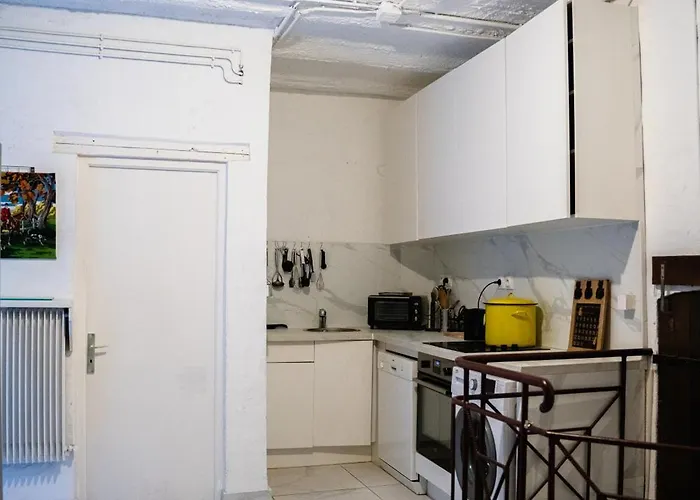 Dom wakacyjny Manoir Du Chateau Gaillard 20 Personnes 10 Chambres, Jardin Prive & Vue Seine *